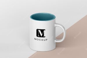 Minimal coffee mug arrangement with copy space